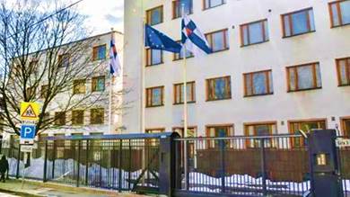 
موسكو تجمّد الحسابات المصرفية للسفارة الفنلندية (وزير خارجية هلسنكي)